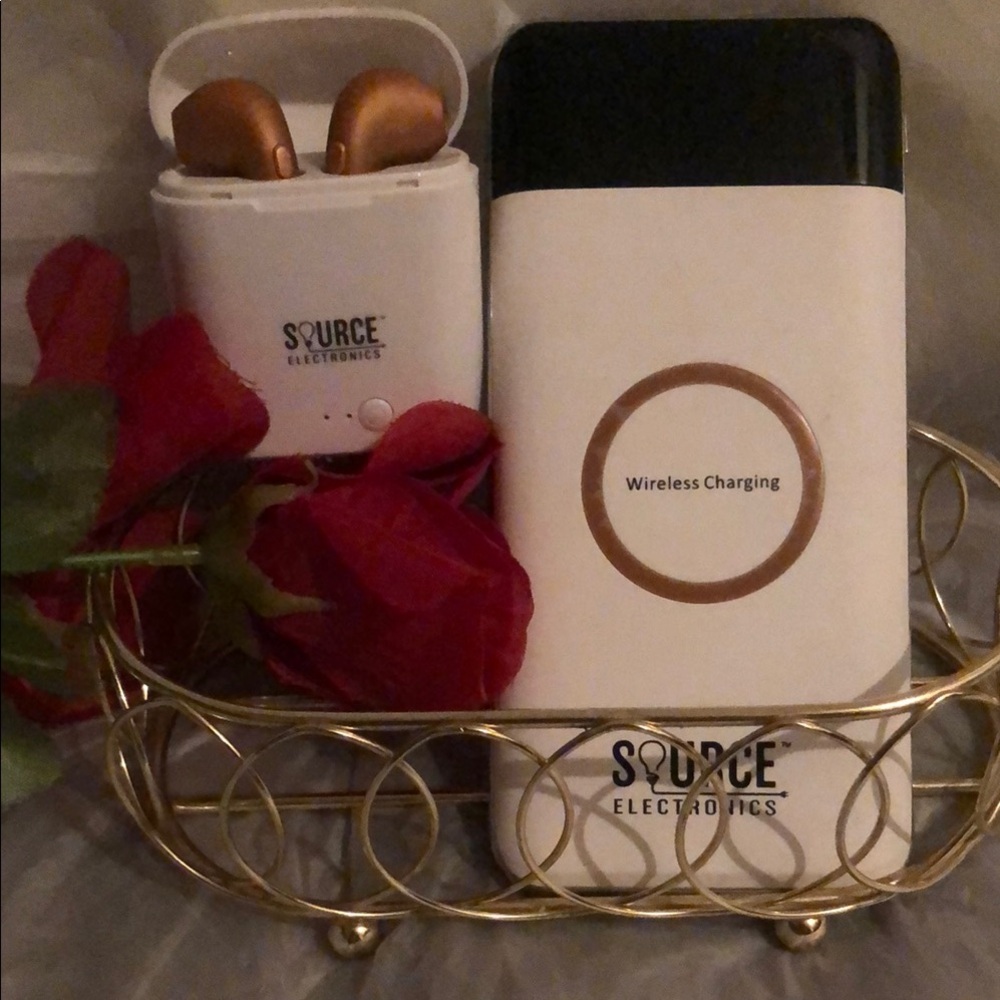 Source Electronics Wireless Charging Set